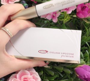 寝る前にある事をするだけ！とても簡単な事でまつ毛が劇的に変化いたします！