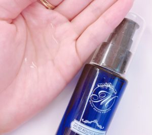 簡単に作れる潤い溢れる水々しいお肌。毎日数秒これをするだけ！