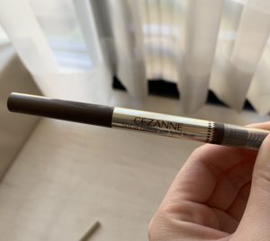 おすすめの眉ペンシルと眉パウダー！綺麗な眉毛の作り方。