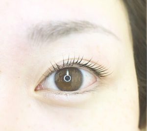 BONITOのバービーカールで自まつ毛ぱっちりお目元美人へ。