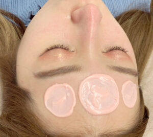 おでこの角質も除去してつるりんお肌