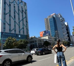 情報だけでは分からない。だから私は、自分の足で見に行く。韓国美容で改めて感じたこと